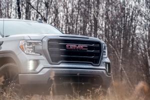 GMC Sierra Elevation Crew Cab 2018 года 